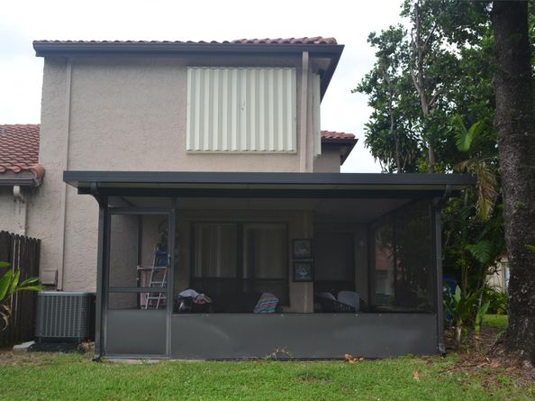 3539 Inverrary Blvd W, Lauderhill FL 33319