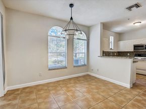 110 Jacaranda Country Club Dr 104, Plantation FL 33324