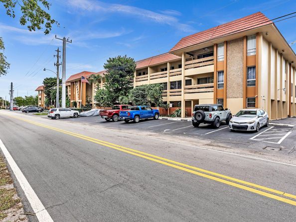 1700 SE 15th Street 304, Fort Lauderdale FL 33316