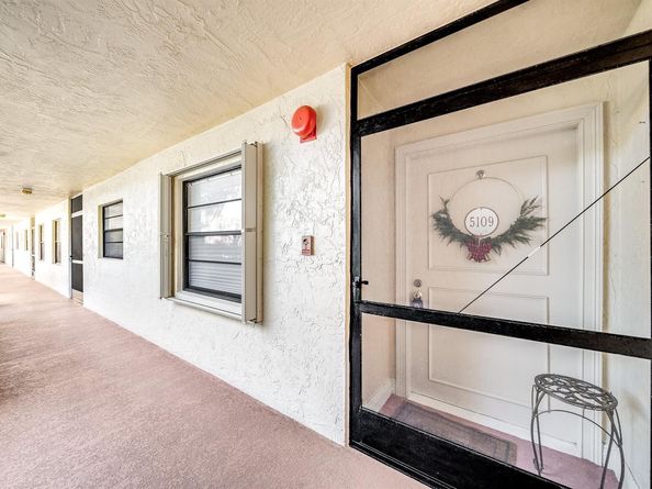 23345 Carolwood Ln 5109, Boca Raton FL 33428