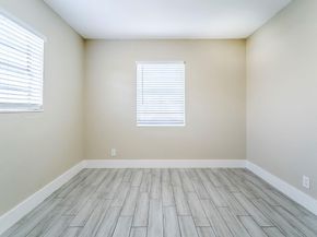 1786 Lauderdale Manor Dr, Fort Lauderdale FL 33311