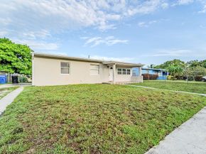 1786 Lauderdale Manor Dr, Fort Lauderdale FL 33311