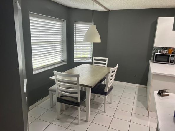 143 Gables Blvd, Weston FL 33326