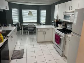 143 Gables Blvd, Weston FL 33326