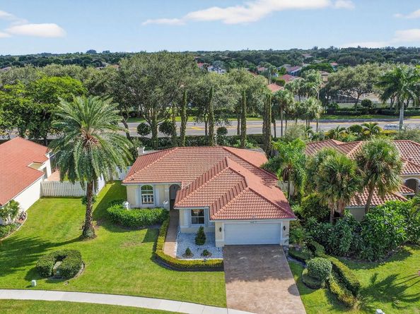 6472 Sand Hills Circle, Lake Worth FL 33463