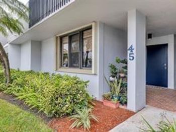 1100 SE 5th Ct