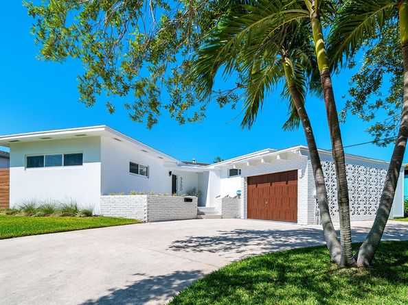 3300 Westview Avenue, West Palm Beach FL 33407