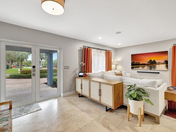 201 NE 28th Ct, Wilton Manors FL 33334