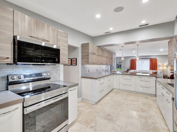 201 NE 28th Ct, Wilton Manors FL 33334