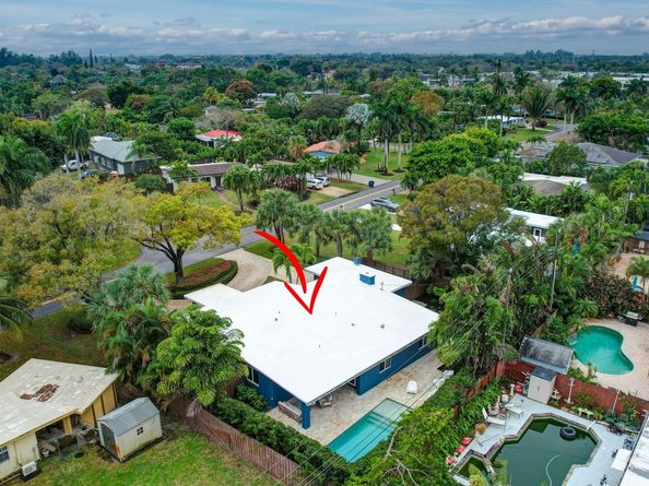 201 NE 28th Ct, Wilton Manors FL 33334
