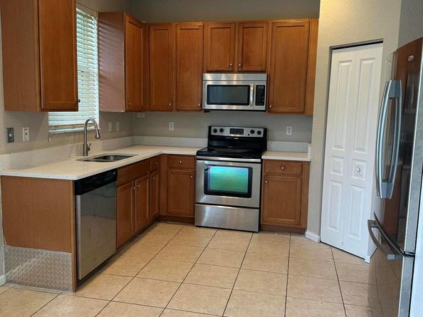 5012 Starblaze Drive, Greenacres FL 33463