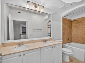 1 Renaissance Way 116, Boynton Beach FL 33426