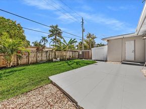 1004 Johnson St, Hollywood FL 33019