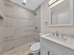 1004 Johnson St, Hollywood FL 33019