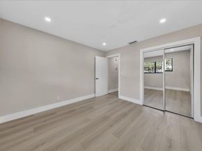 1004 Johnson St, Hollywood FL 33019