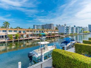 3827 NE 166th St 7, North Miami Beach FL 33160