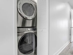 3827 NE 166th St 7, North Miami Beach FL 33160