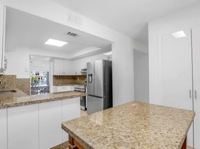 3827 NE 166th St 7, North Miami Beach FL 33160