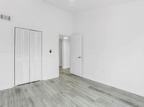 3827 NE 166th St 7, North Miami Beach FL 33160