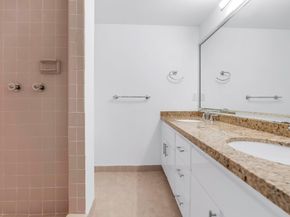 3827 NE 166th St 7, North Miami Beach FL 33160