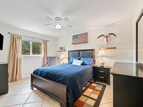 8820 NW 4th Street, Pembroke Pines FL 33024