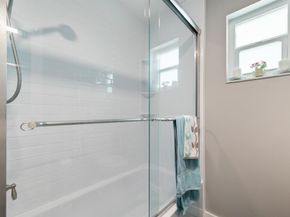 8820 NW 4th Street, Pembroke Pines FL 33024