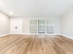 6411 NW 54th Dr, Coral Springs FL 33067