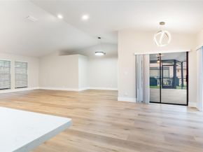 6411 NW 54th Dr, Coral Springs FL 33067