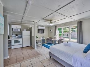 212 N L St, Lake Worth Beach FL 33460