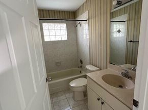 4172 Pine Hollow Circle, Greenacres FL 33463