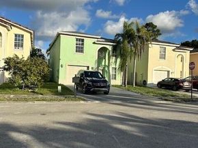 4172 Pine Hollow Circle, Greenacres FL 33463