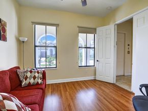 8541 NW 38th St, Cooper City FL 33024