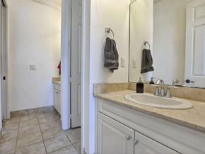 8541 NW 38th St, Cooper City FL 33024