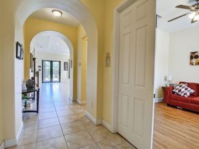 8541 NW 38th St, Cooper City FL 33024