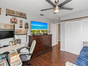 520 Sumter Ave, Davie FL 33325