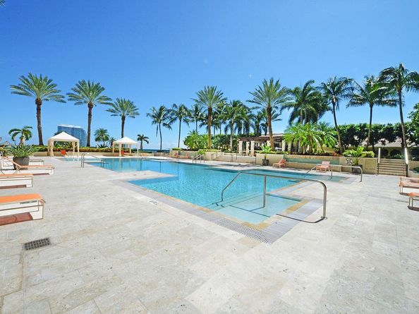 550 Okeechobee Boulevard Mph15, West Palm Beach FL 33401