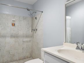 6399 Bay Club Dr 1, Fort Lauderdale FL 33308