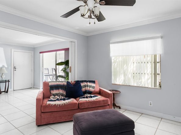 6399 Bay Club Dr 1, Fort Lauderdale FL 33308