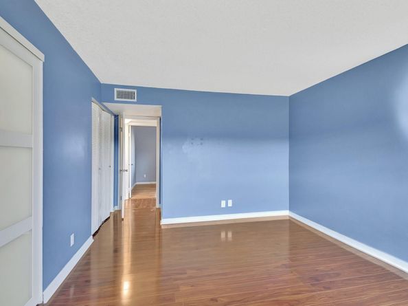 9300 SW 8th Street 303, Boca Raton FL 33428
