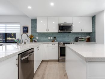 15980 Loch Katrine Trail