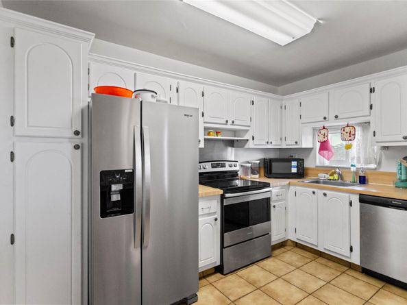 8990 S Hollybrook Blvd 305, Pembroke Pines FL 33025