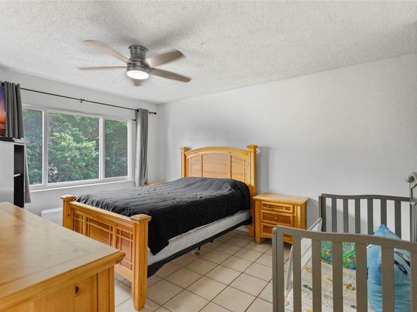 8990 S Hollybrook Blvd 305, Pembroke Pines FL 33025