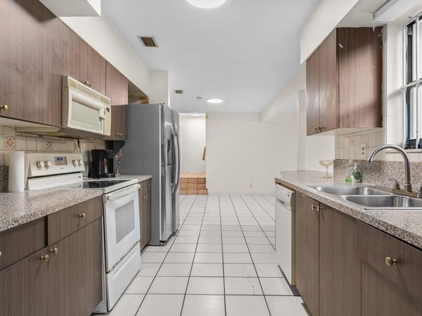14800 NE 8th Ct, Miami FL 33161