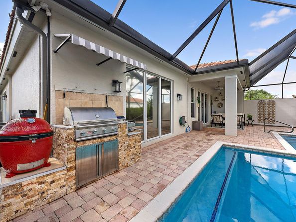 101 Casa Grande Court, Palm Beach Gardens FL 33418