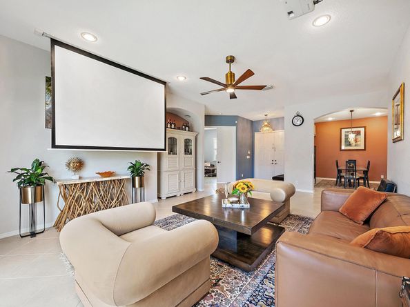 101 Casa Grande Court, Palm Beach Gardens FL 33418