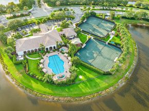 101 Casa Grande Court, Palm Beach Gardens FL 33418