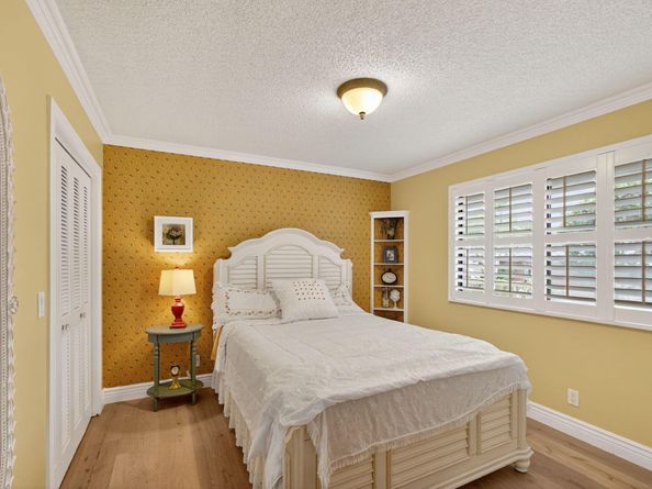 119 Club Drive, Palm Beach Gardens FL 33418