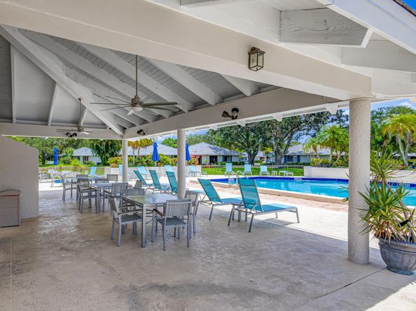 119 Club Drive, Palm Beach Gardens FL 33418
