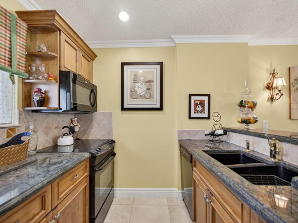 119 Club Drive, Palm Beach Gardens FL 33418