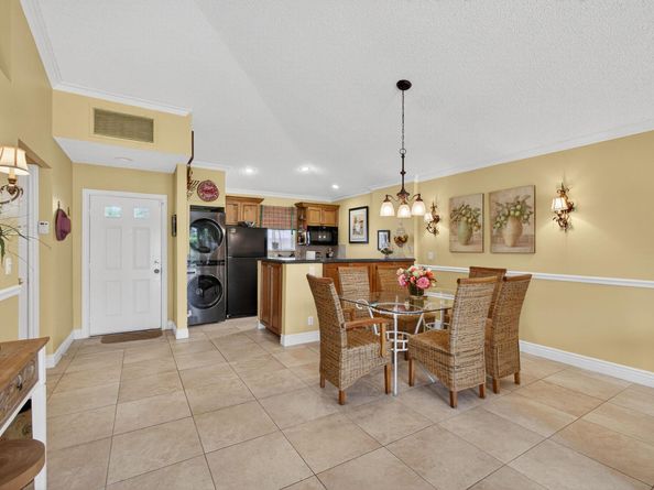 119 Club Drive, Palm Beach Gardens FL 33418